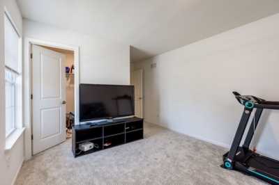 Home For Sale in Wonder Lake, Illinois