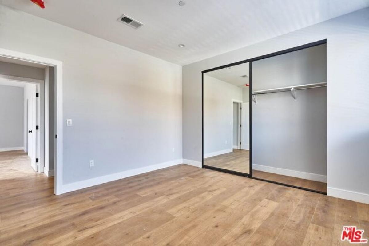 Picture of Home For Rent in Van Nuys, California, United States