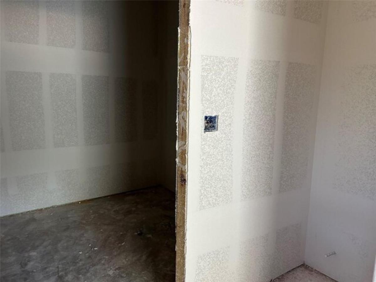 Picture of Home For Sale in Springtown, Texas, United States