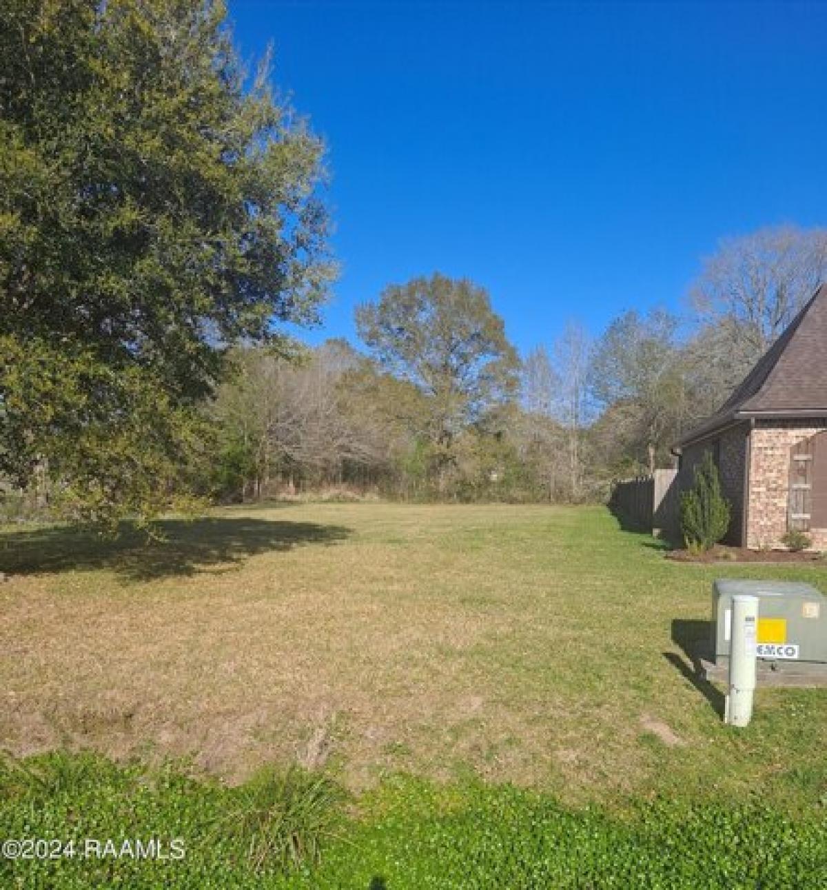Picture of Residential Land For Sale in Youngsville, Louisiana, United States