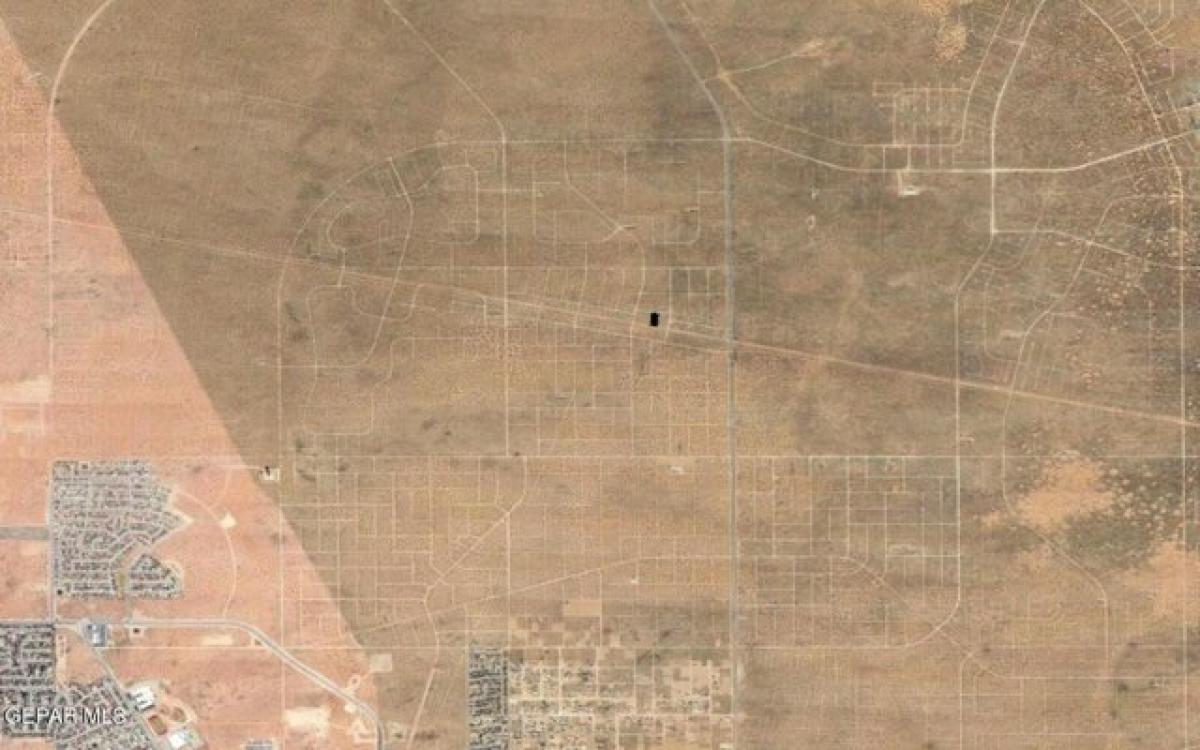 Picture of Residential Land For Rent in El Paso, Texas, United States