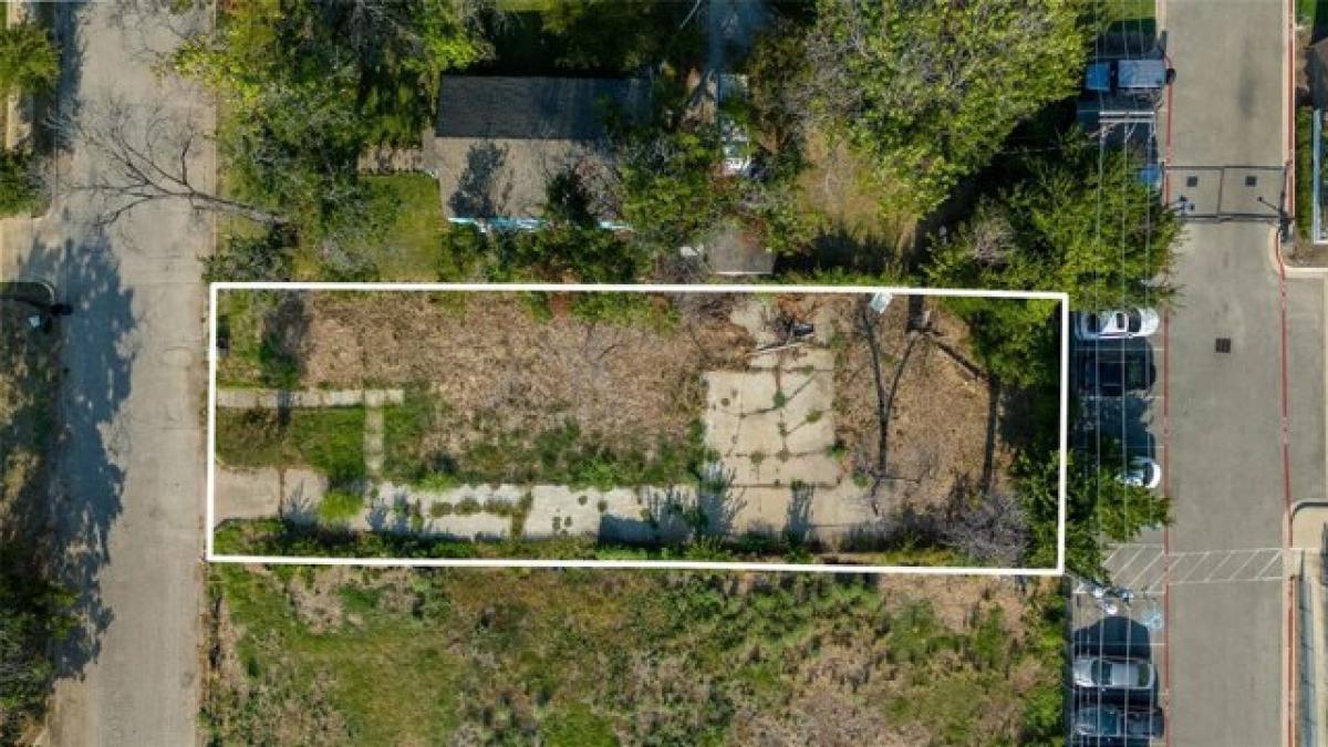Picture of Residential Land For Sale in Fort Worth, Texas, United States