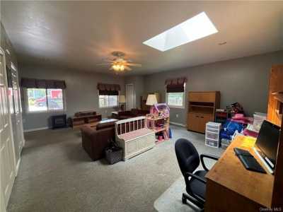 Home For Sale in Mahopac, New York