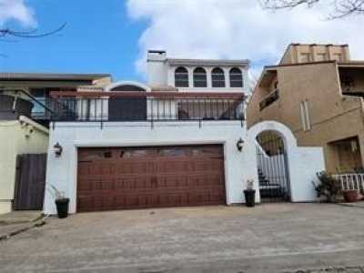 Home For Rent in Rockwall, Texas