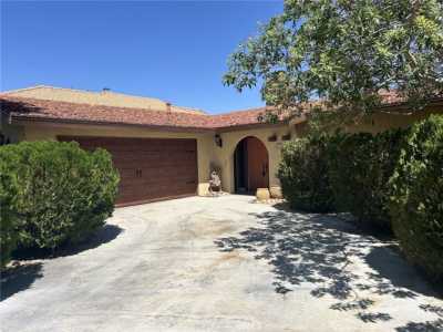 Home For Sale in Helendale, California