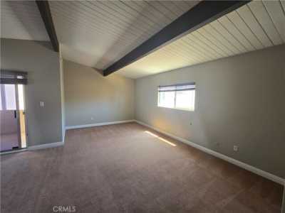 Apartment For Rent in Corona del Mar, California