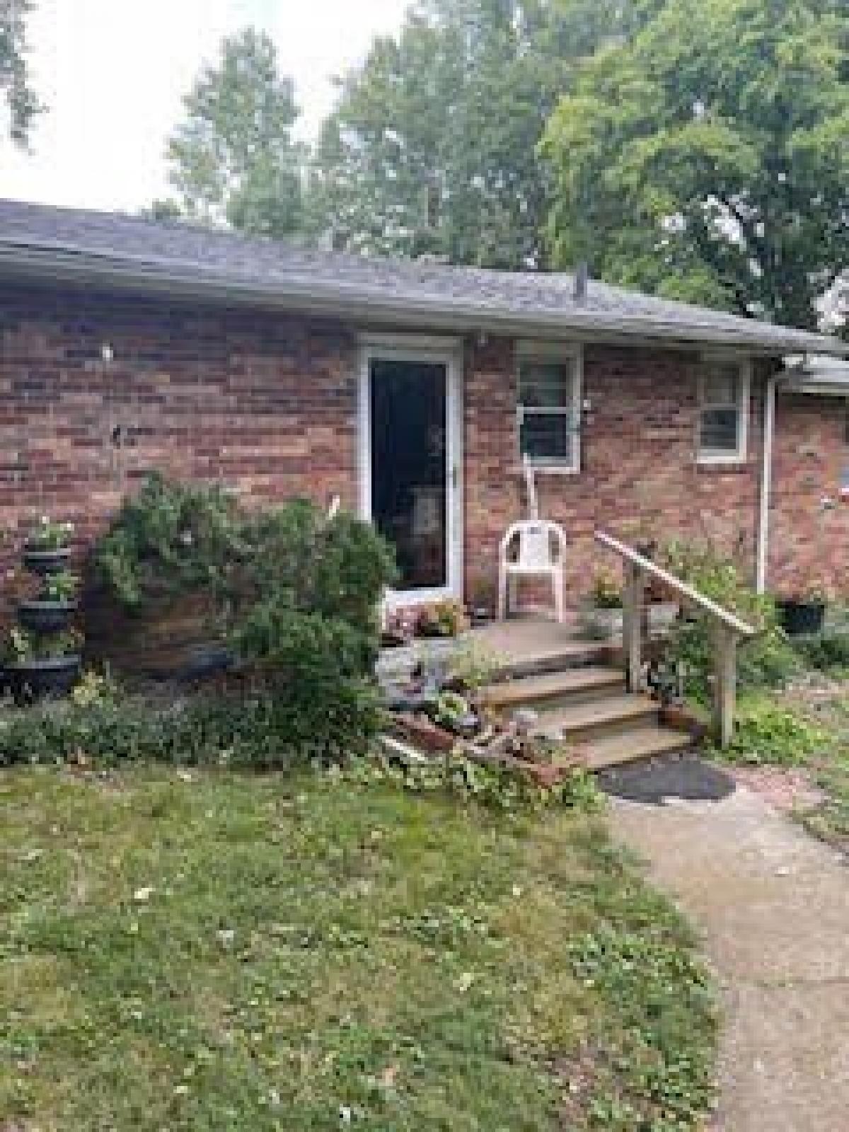 Picture of Home For Sale in Arrington, Tennessee, United States