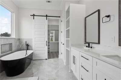 Home For Sale in Kenner, Louisiana