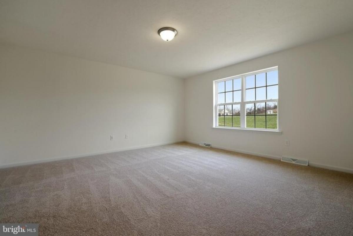 Picture of Home For Sale in Hanover, Pennsylvania, United States