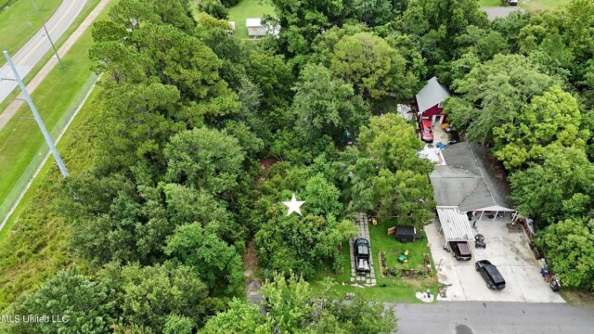 Picture of Residential Land For Rent in Gulfport, Mississippi, United States