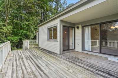 Home For Sale in Somers, New York