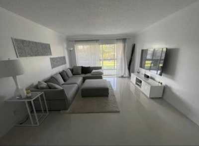 Home For Rent in Lantana, Florida