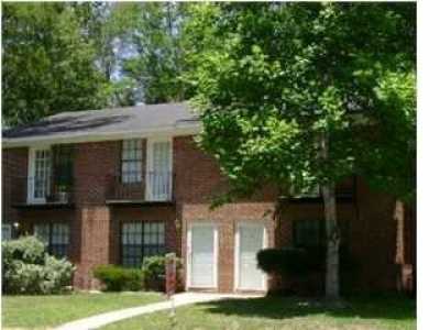 Home For Rent in Summerville, South Carolina