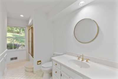 Home For Sale in Vestavia Hills, Alabama