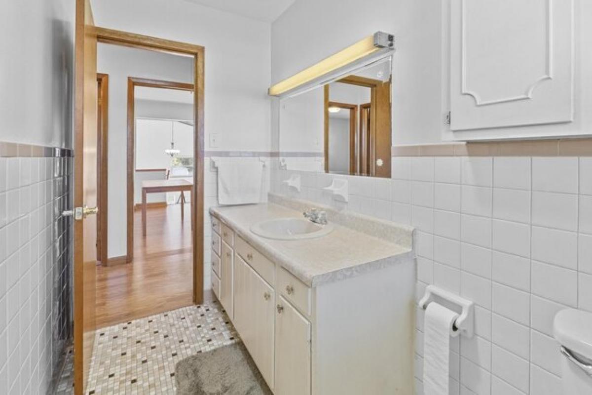 Picture of Home For Sale in Ashland, Kentucky, United States