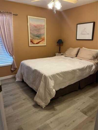 Home For Rent in Apollo Beach, Florida