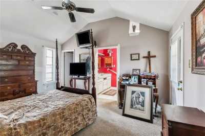 Home For Sale in Kenner, Louisiana