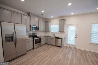 Home For Rent in College Park, Georgia