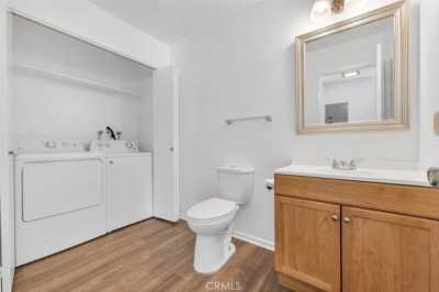 Home For Rent in Northridge, California