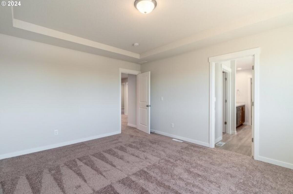 Picture of Home For Sale in Estacada, Oregon, United States