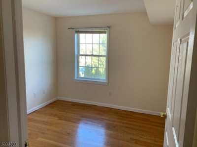 Apartment For Rent in 