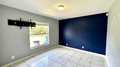 Home For Rent in Loxahatchee, Florida