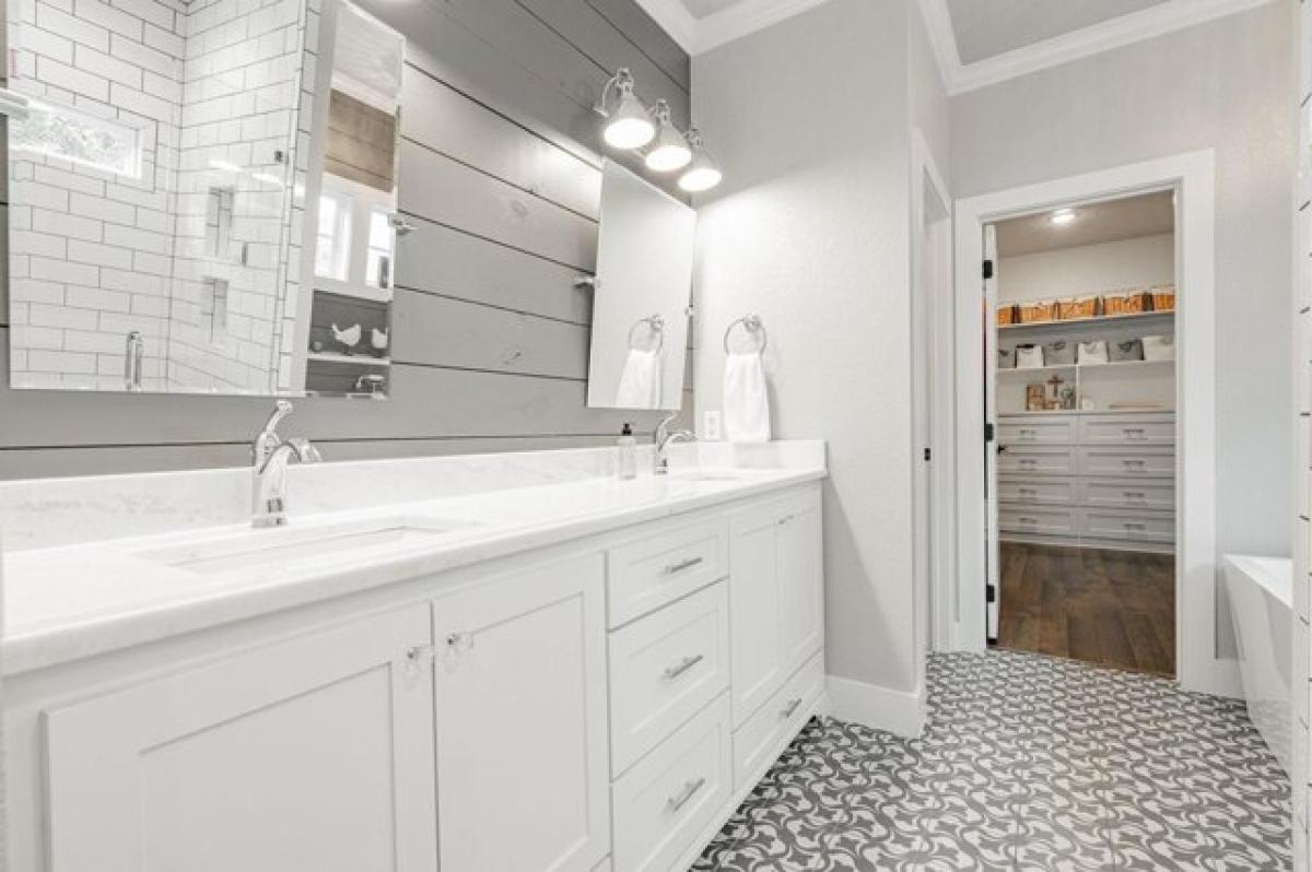 Picture of Home For Sale in Mabank, Texas, United States