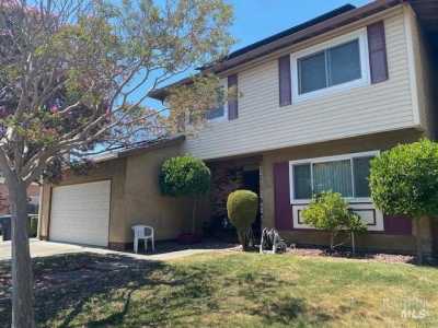 Home For Sale in Suisun City, California