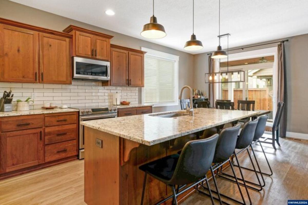 Picture of Home For Sale in Keizer, Oregon, United States