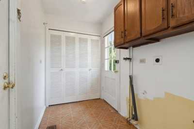 Home For Sale in Buffalo Grove, Illinois