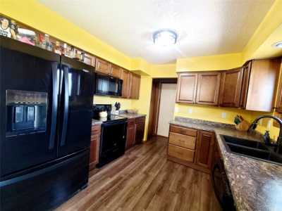 Home For Sale in Knoxville, Iowa