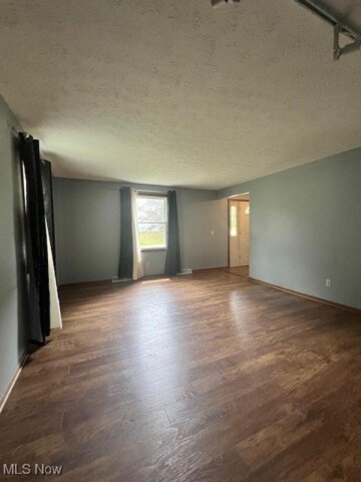 Picture of Home For Sale in Uniontown, Ohio, United States