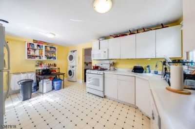 Home For Rent in Chatham, New Jersey