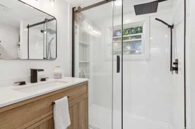 Home For Sale in Holbrook, New York