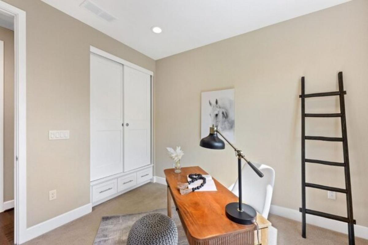 Picture of Home For Sale in San Mateo, California, United States