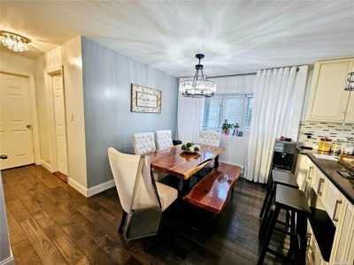 Home For Sale in Valley Stream, New York