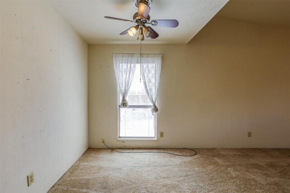 Picture of Home For Sale in Cedar Hill, Texas, United States