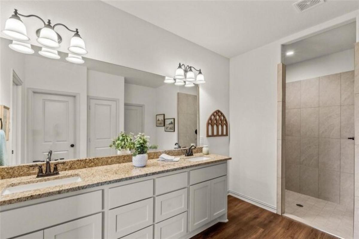 Picture of Home For Sale in Mabank, Texas, United States