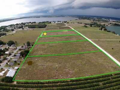 Residential Land For Sale in Frostproof, Florida