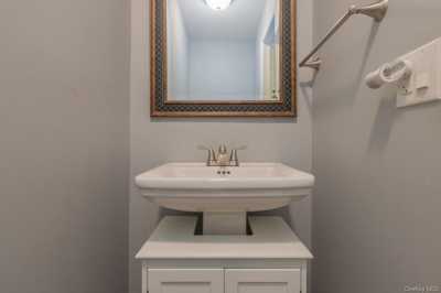 Home For Sale in Nanuet, New York