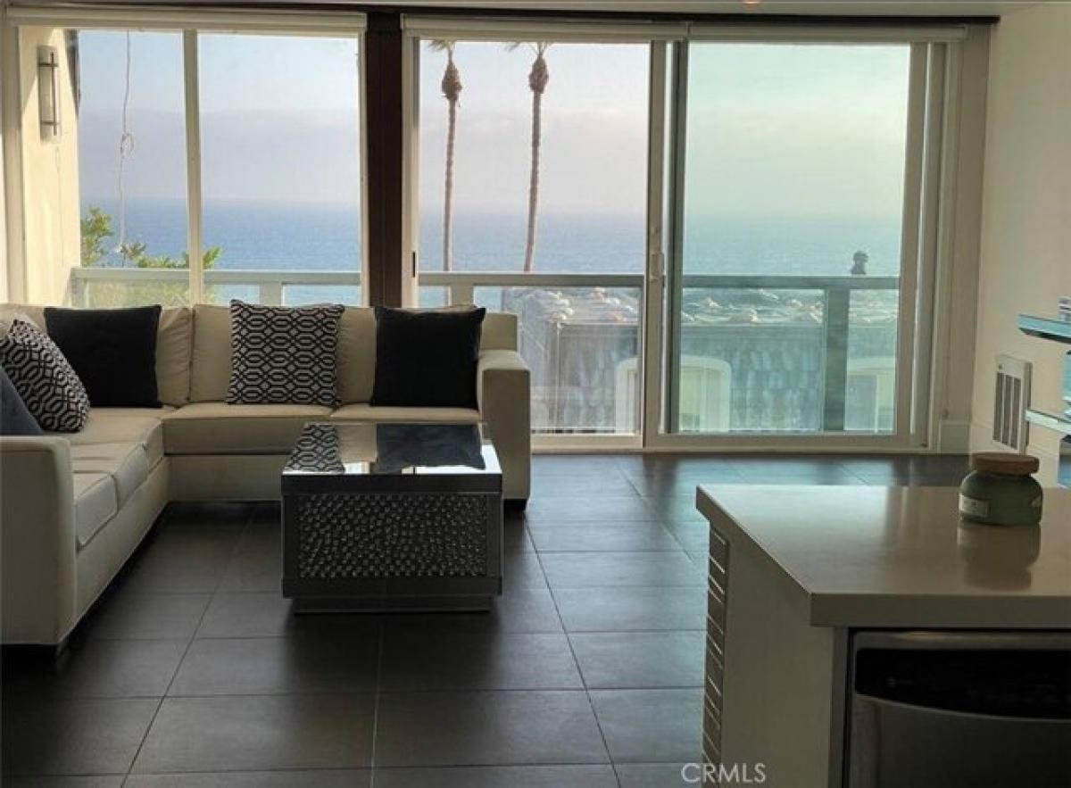 Picture of Home For Sale in Malibu, California, United States