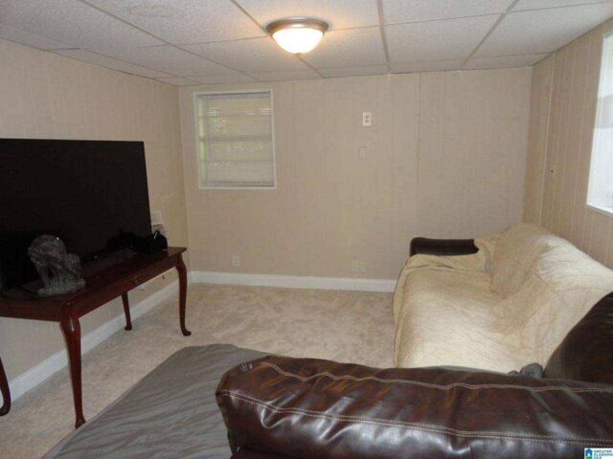 Picture of Home For Sale in Adamsville, Alabama, United States