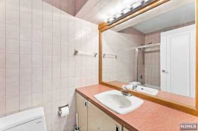 Home For Rent in Cliffside Park, New Jersey