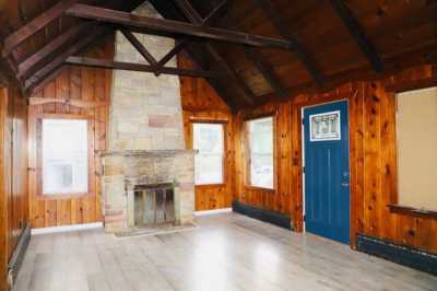 Home For Sale in Wonder Lake, Illinois