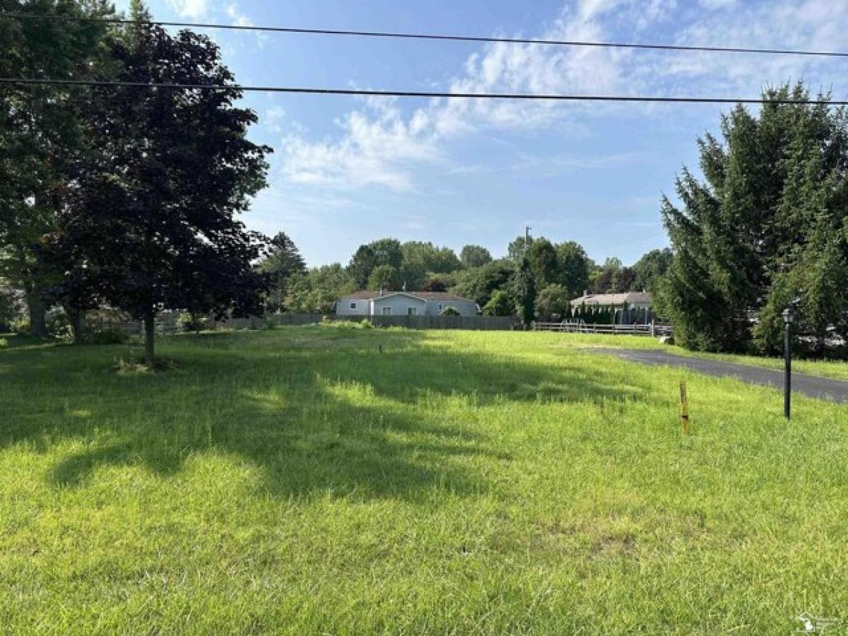 Picture of Residential Land For Sale in Temperance, Michigan, United States