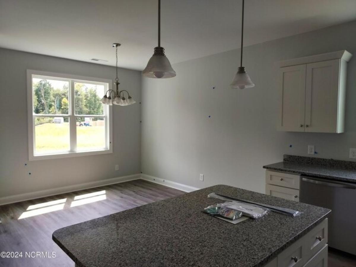 Picture of Home For Sale in Maysville, North Carolina, United States