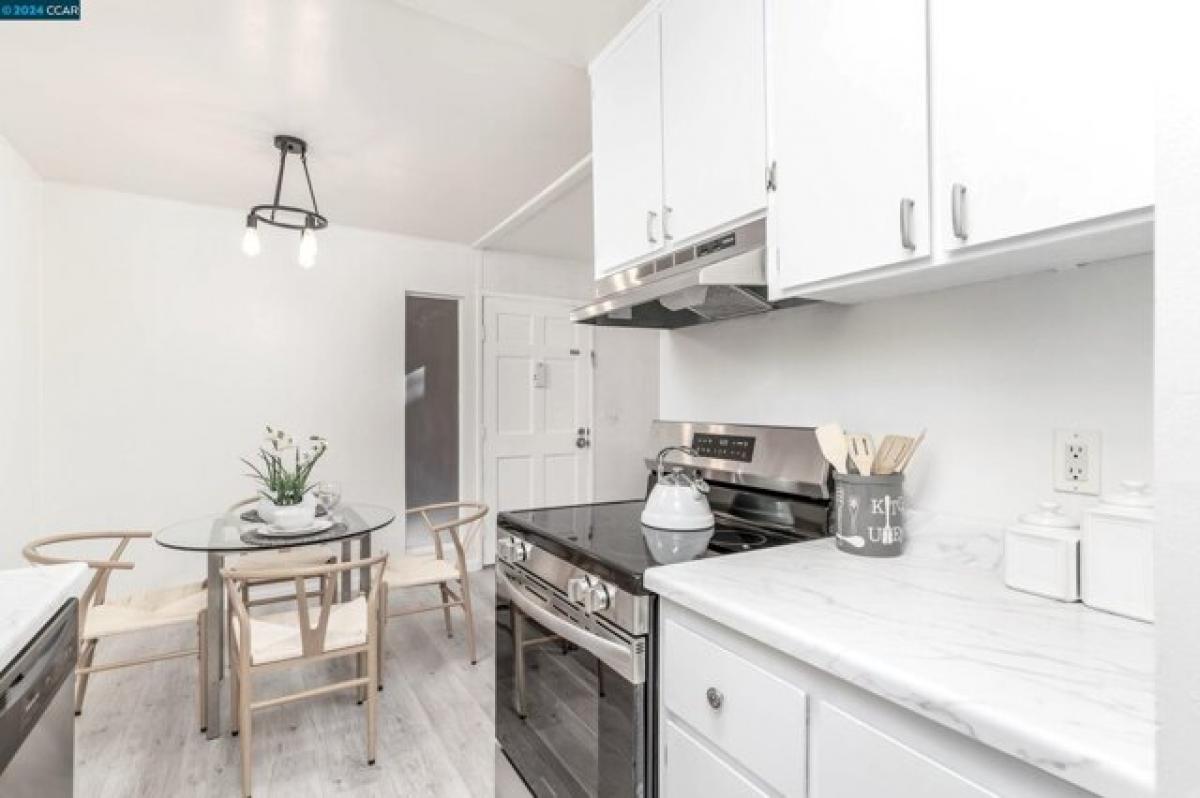 Picture of Home For Sale in El Sobrante, California, United States