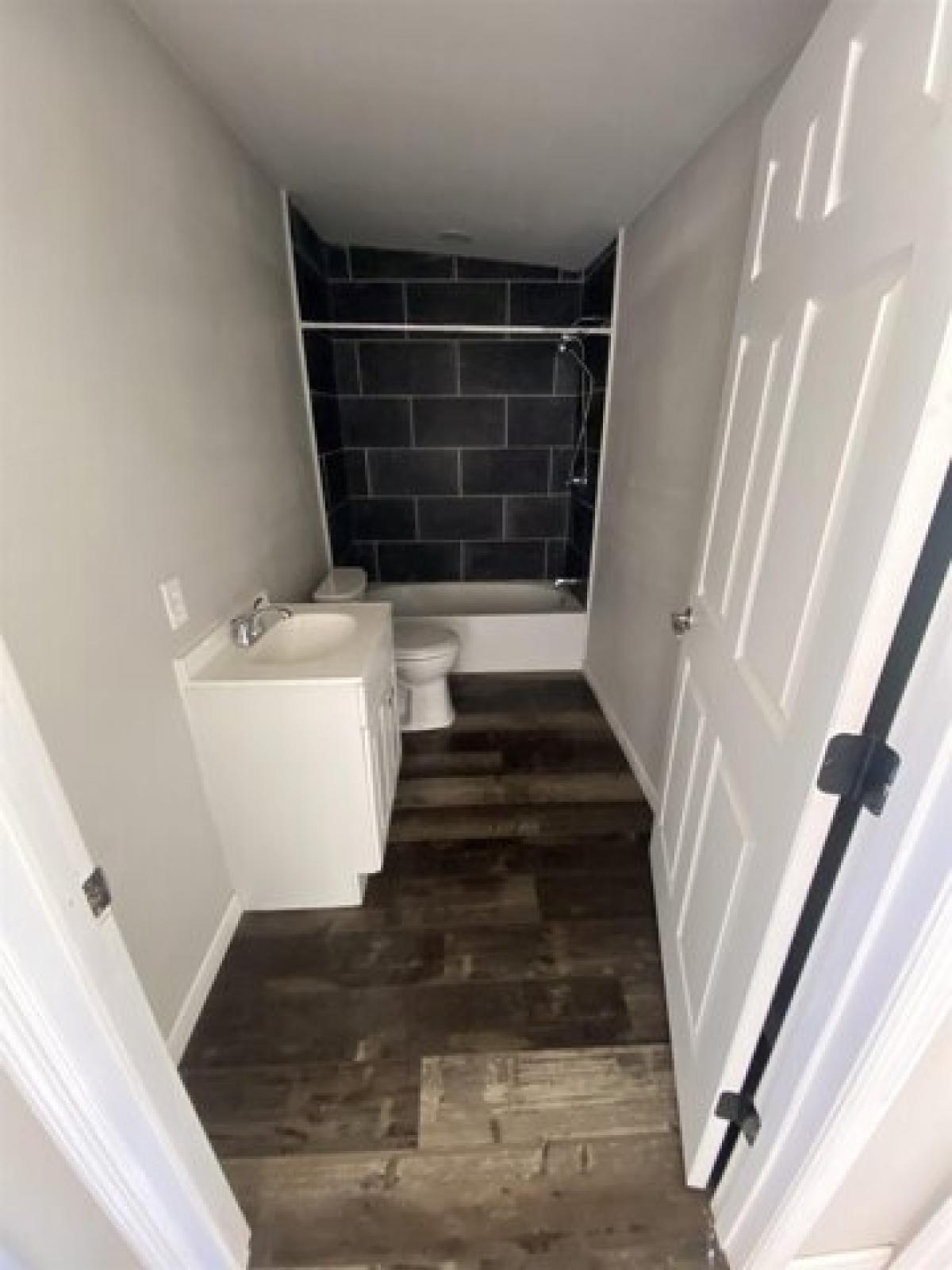 Picture of Home For Sale in Silsbee, Texas, United States