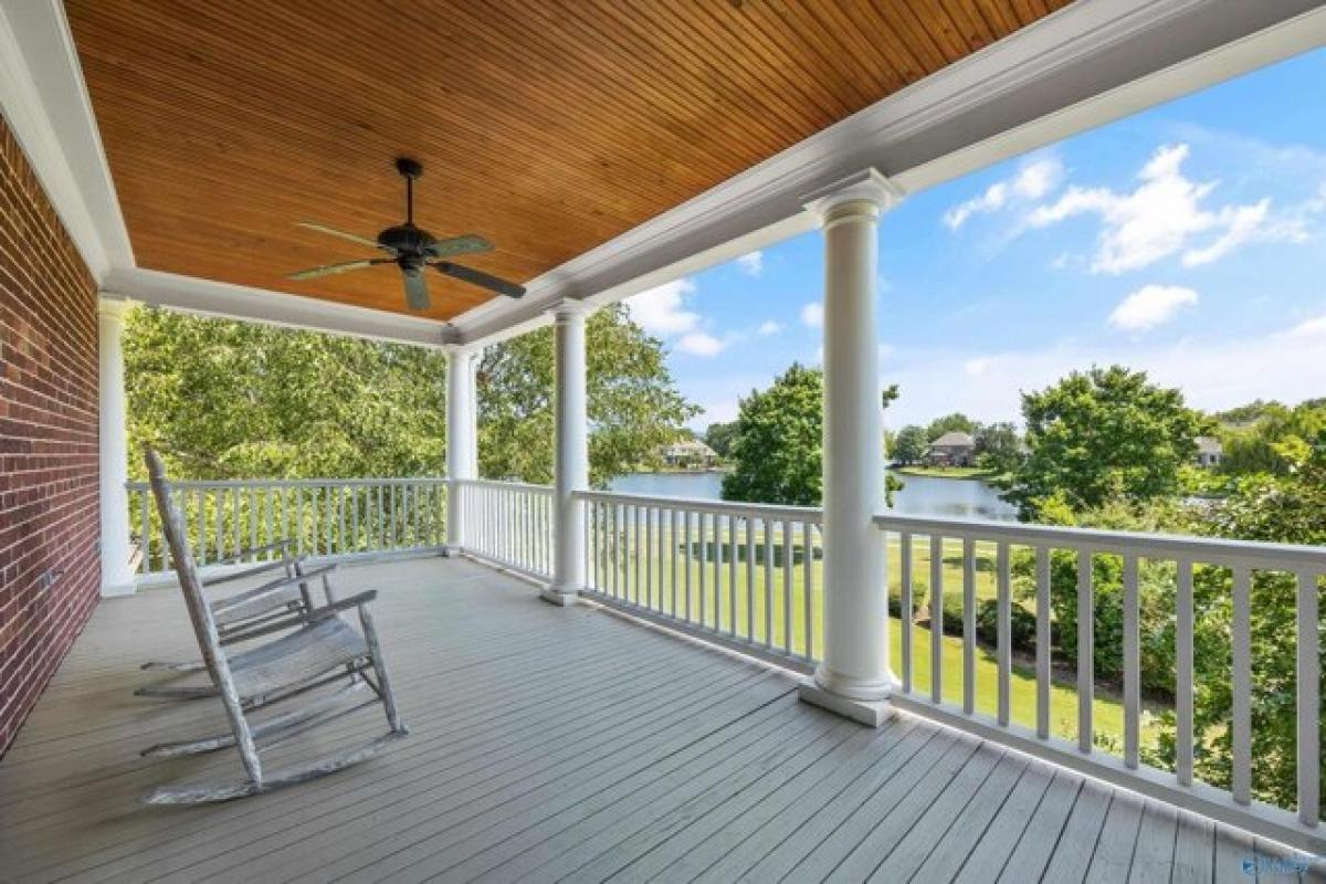 Picture of Home For Sale in Owens Cross Roads, Alabama, United States