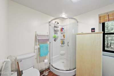 Home For Sale in Dingmans Ferry, Pennsylvania